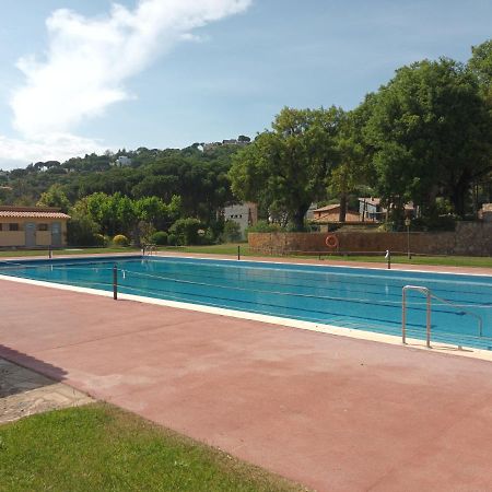 Apartamento Loft, Jardin Y Piscina Privada Romanyá de la Selva Kültér fotó