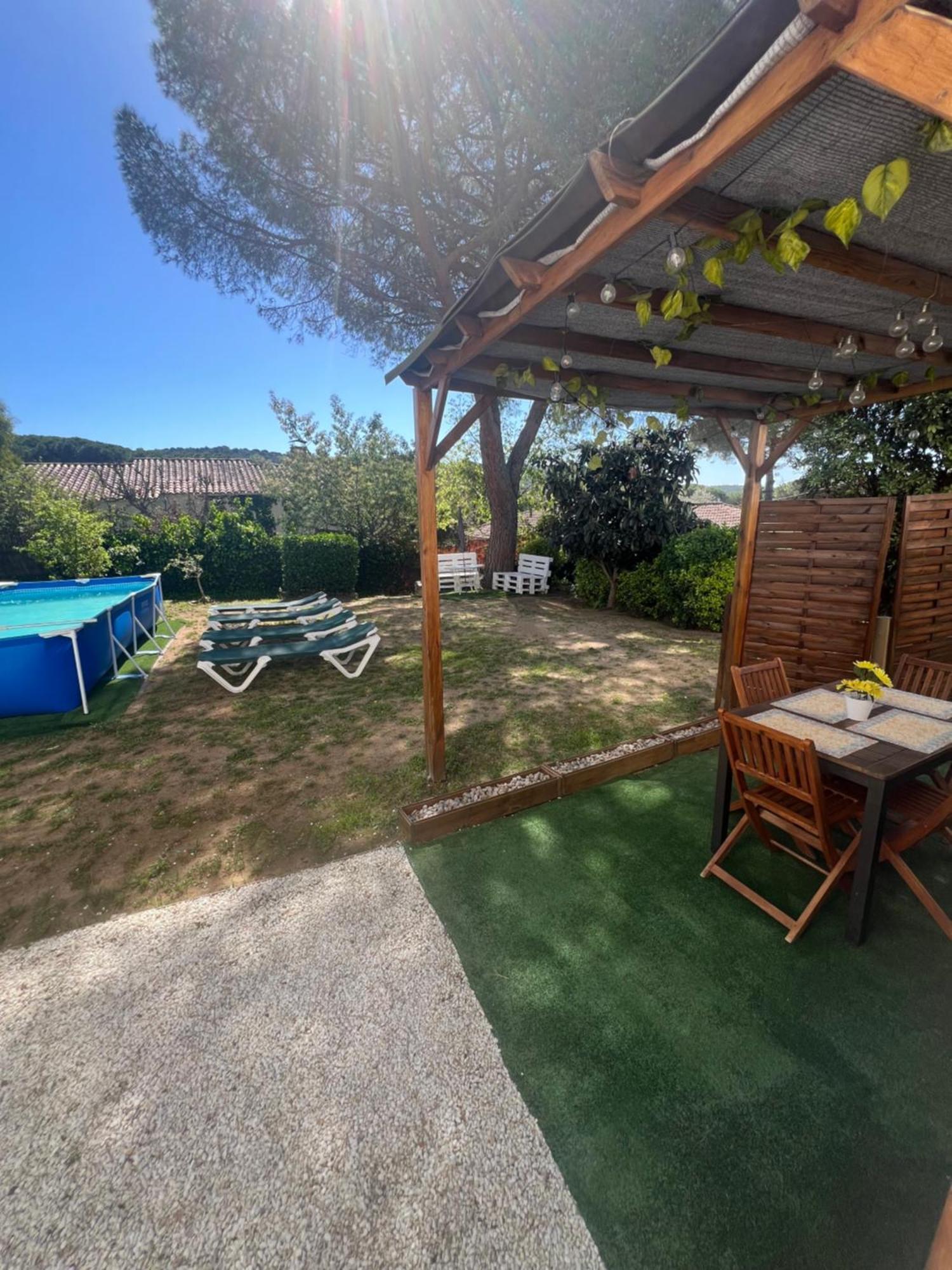 Apartamento Loft, Jardin Y Piscina Privada Romanyá de la Selva Kültér fotó